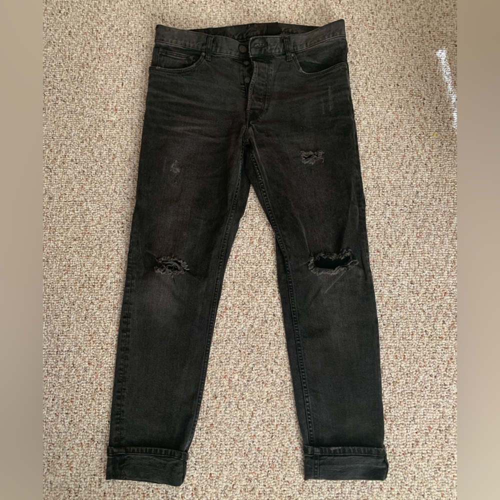H & M size 33 men’s black jeans
